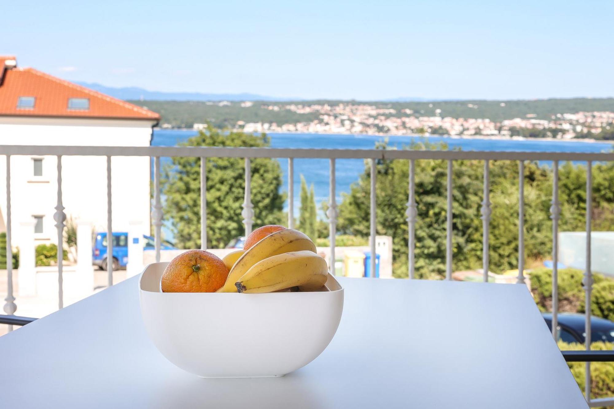 Sea View By Moro Apartment Малинска Екстериор снимка