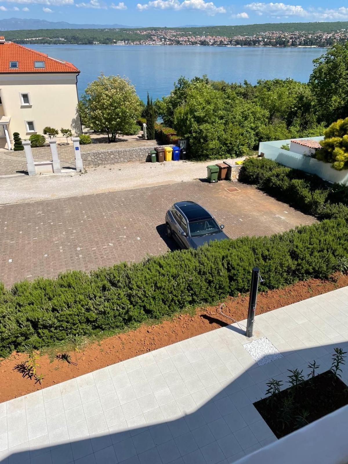 Sea View By Moro Apartment Малинска Екстериор снимка